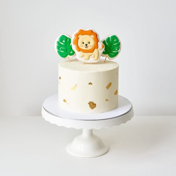 Deliciosa torta decorada con Galleta de Leoncito - Compra en Annycake.